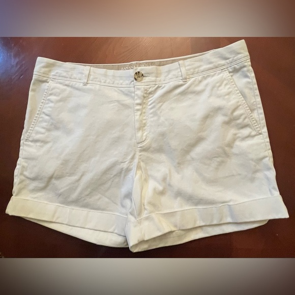 Banana Republic Women’s City Chino Shorts Size 14 NWOT - Picture 1 of 5